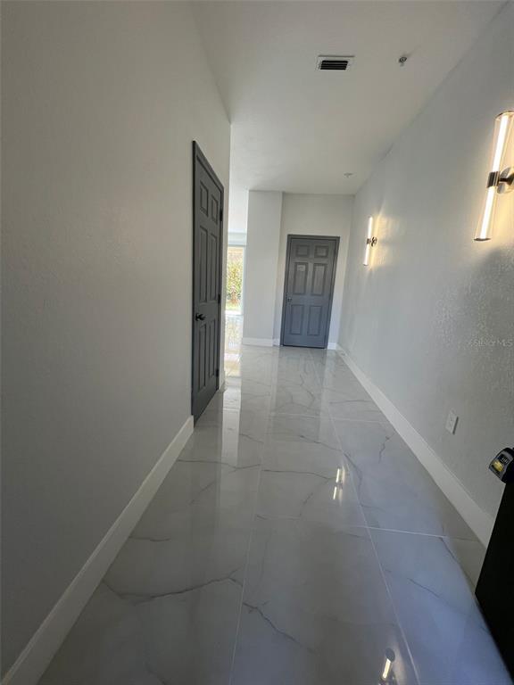 Foto del edificio - 2984 Langdon Ln N