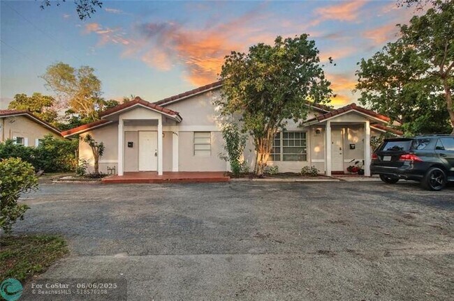 Building Photo - 4371 NW 80th Ave