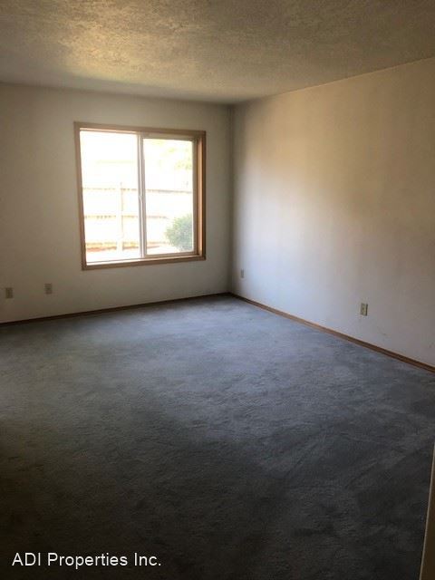 Foto del edificio - 4223-4225 SE Oak St