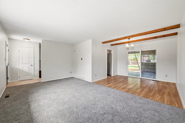 Foto del edificio - $1,895.95, 3-bed, 2-bath, located in Colorado Springs with Central AC.