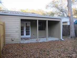 Building Photo - 7019 SW 21st Ln
