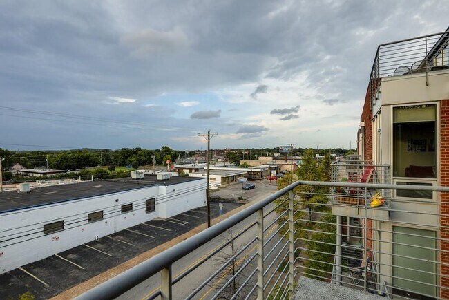 Foto del edificio - 926 Woodland St