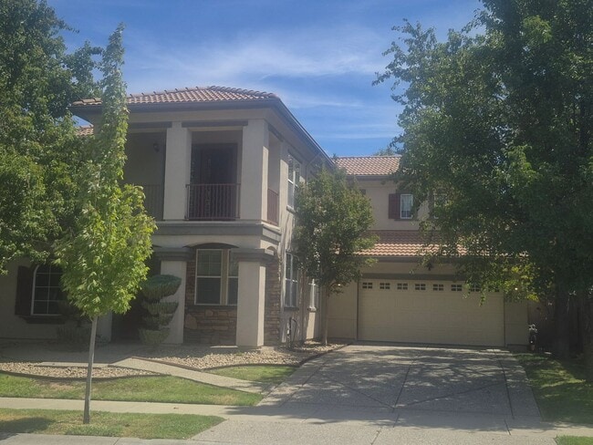 Photo - 5012 Westlake Parkway House