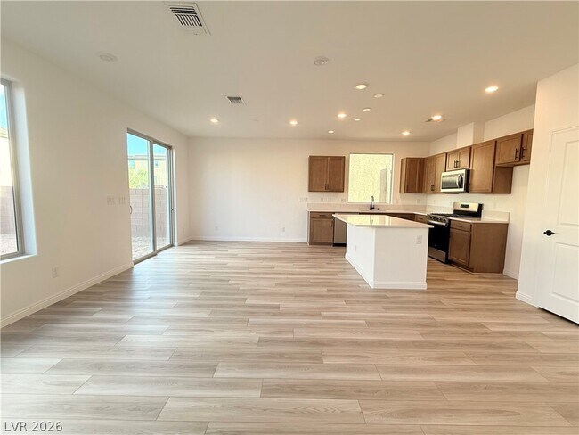 Building Photo - 10288 Restless River St