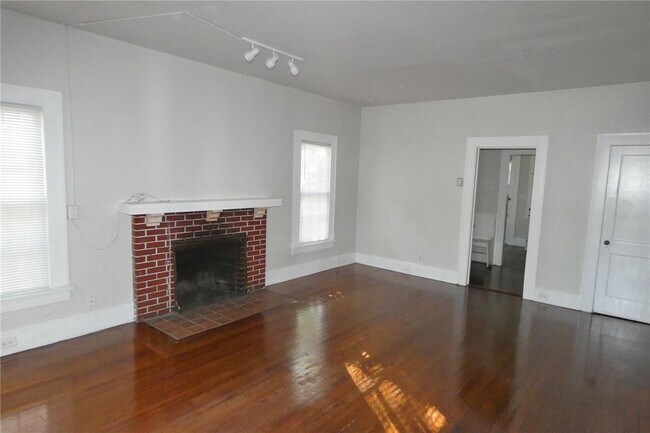 Foto del edificio - 222 11th Ave NE