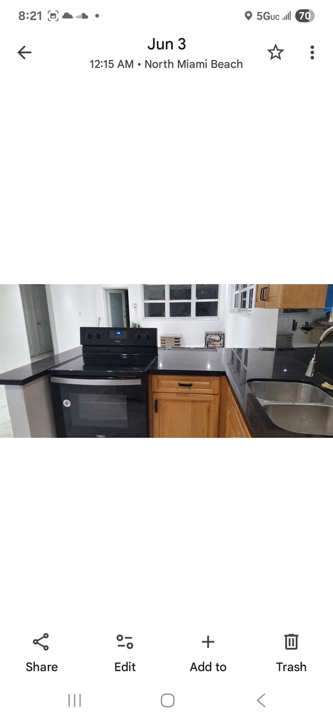 Foto del edificio - 1201 NE 159th St