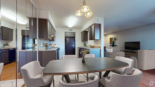 Hulen Gardens - Hulen Gardens Apartments