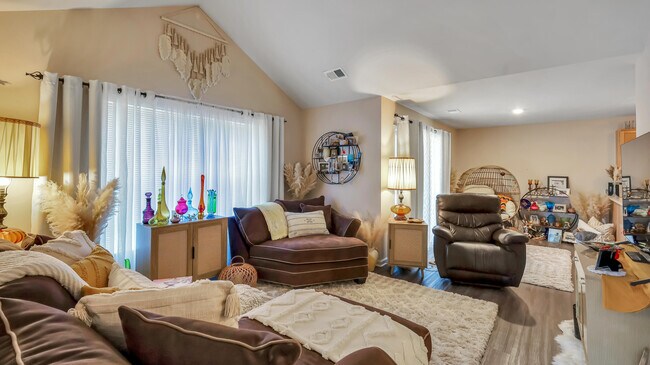 Building Photo - 56122 Stoney Pl Ln