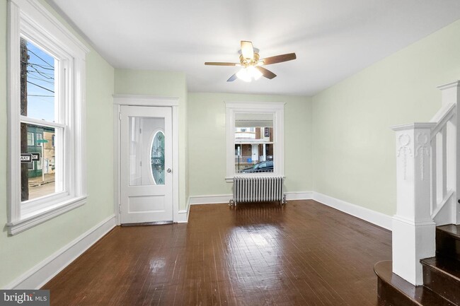 Foto del edificio - 5901 N Marvine St
