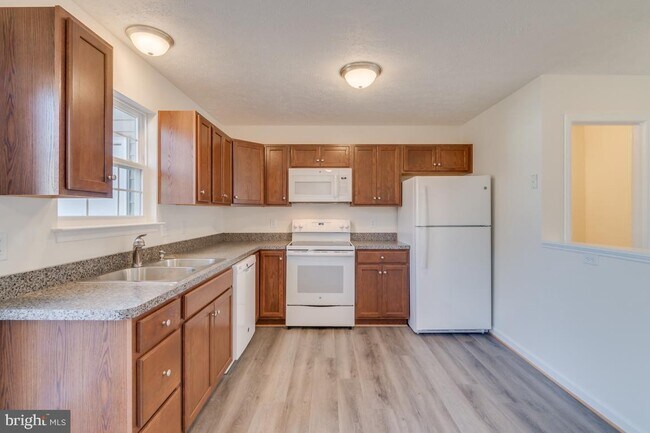 Building Photo - 2926 Sorrell Ct
