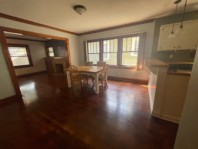 Foto del edificio - 4528 Terrace St