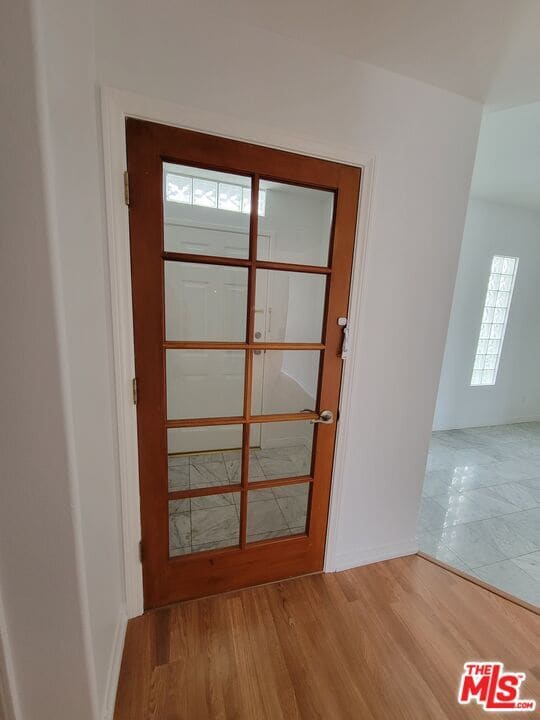 Building Photo - 350 S Norton Ave