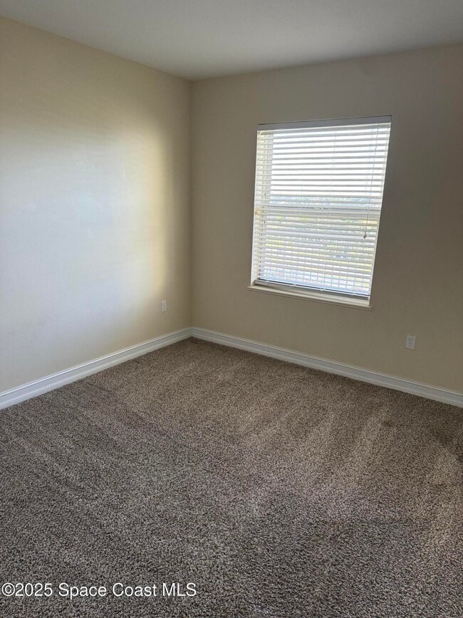 Foto del edificio - 5 Indian River Ave