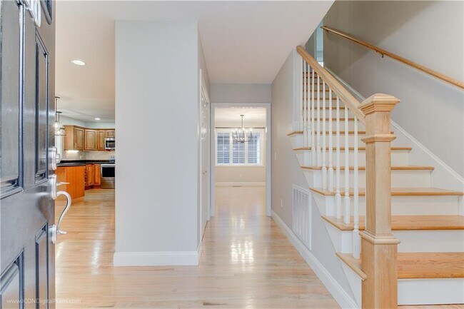 Foto del edificio - 110 Coldbrook Rd