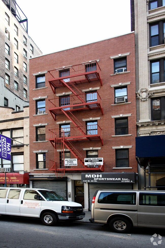 Foto del edificio - 135 W 28th St