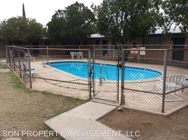 Building Photo - 8908-8936 S Nogales Hwy
