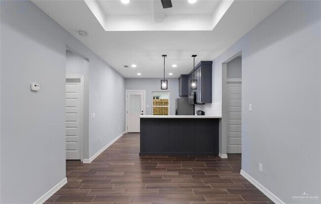 Foto del edificio - 5804 Puffin Ave