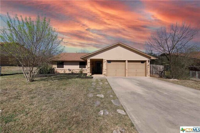 Foto del edificio - 3207 Tallwood Dr