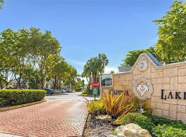 Foto principal - 8301 SW 142nd Ave