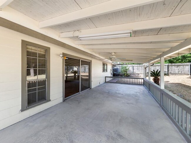 Building Photo - 9600 Gambels Quail Dr