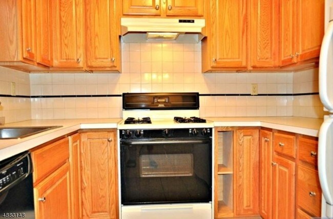 Foto del edificio - 30 Wyckoff Ave