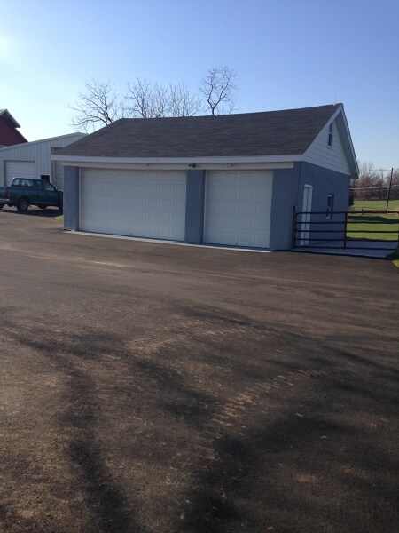 Building Photo - 578 Old York Rd