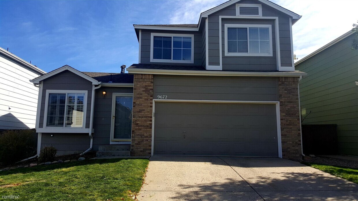 Foto principal - 9672 S Castle Ridge Cir