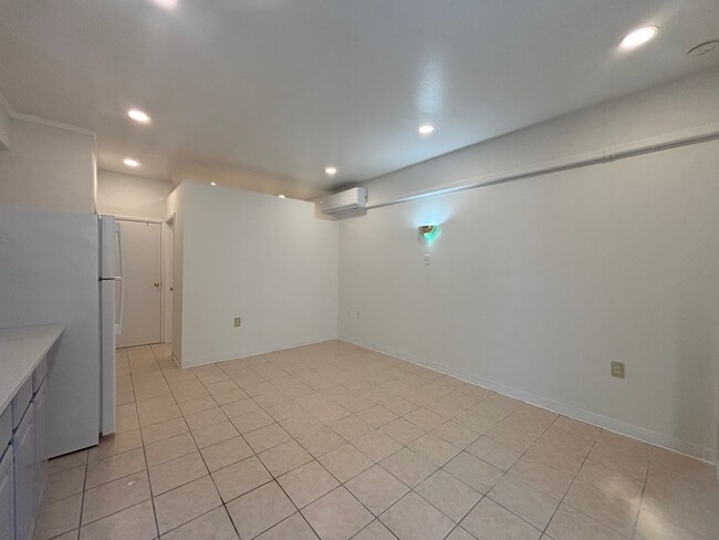 main space - 1000 Christian St