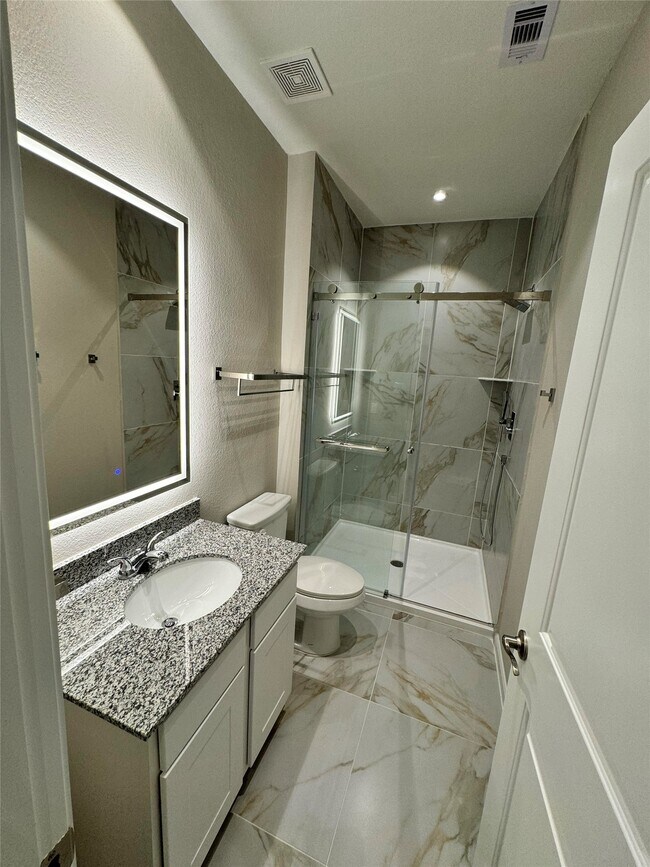Foto del edificio - 12400 Greens Rd