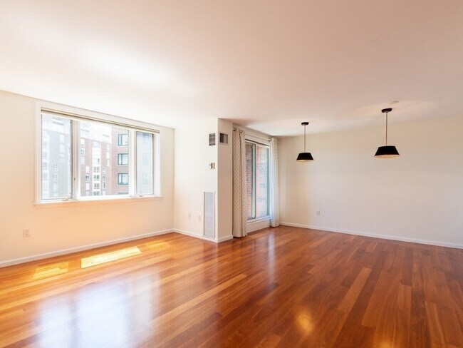 Foto del edificio - 10 Rogers St