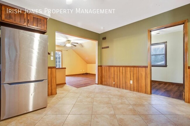 Foto del edificio - 479 Lake Ave