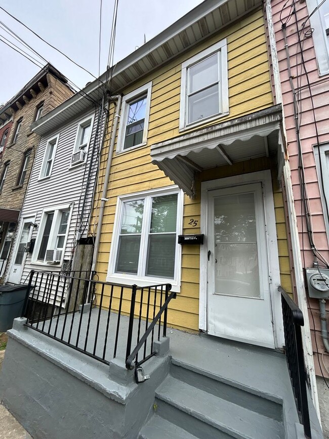 Foto del edificio - 25 Orange St