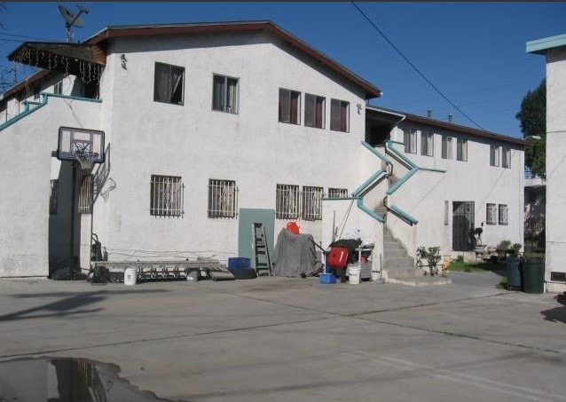 Foto del edificio - 10003-10007 Grape St