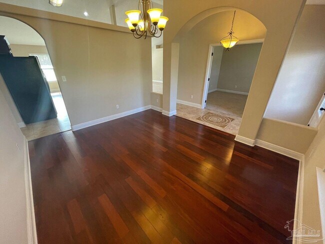 Foto del edificio - 6679 Britt St