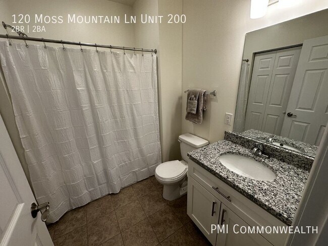 Foto del edificio - 2 Bed / 2 Bath Apartment (Available Now)