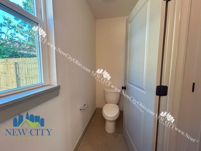 Foto del edificio - Brand New Franklinton 3 Bedroom 2.5 Bathro...