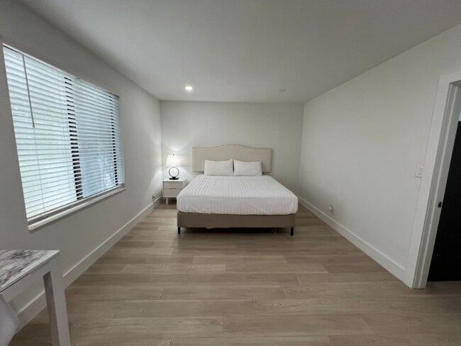 Foto del edificio - 407 71st Ave N