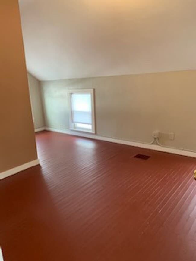 Building Photo - 535 S State St