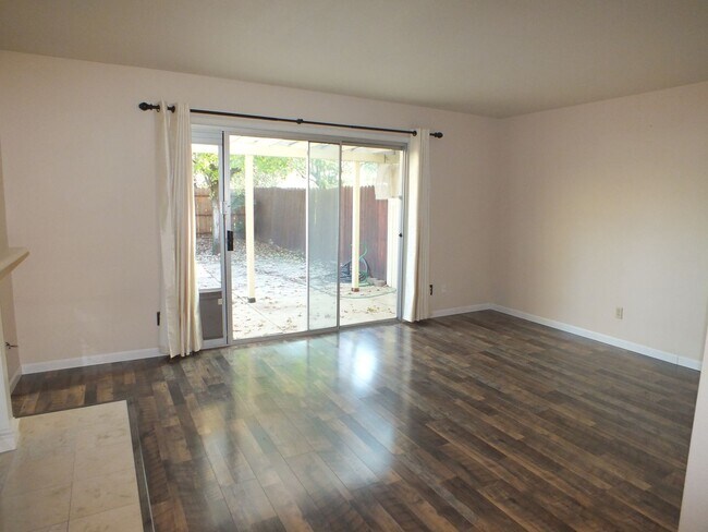 Foto del edificio - 2/1.5 Diamond Springs condo