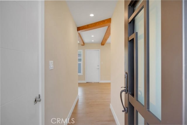 Foto del edificio - 17024 Sherman Way