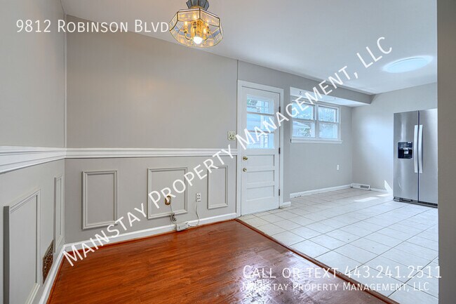 Foto del edificio - 9812 Robinson Blvd