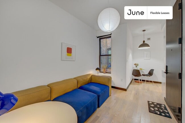 Photo - Chic ROOM at The Maison Suydam Apartment