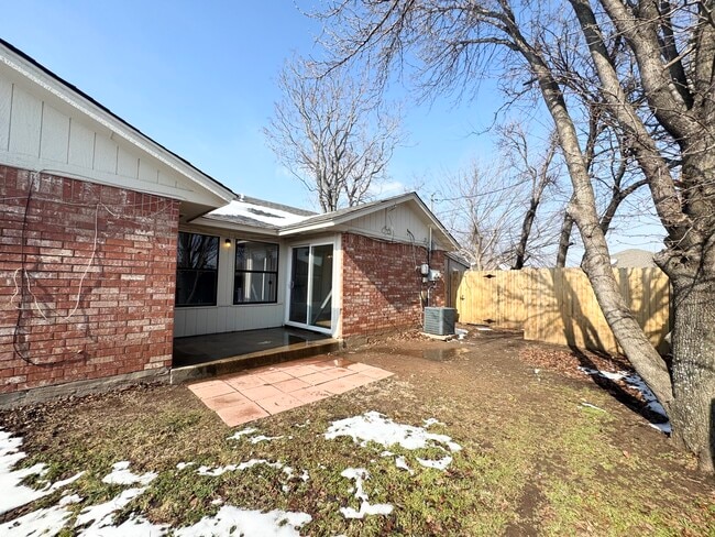 Building Photo - 339 NW 119th St