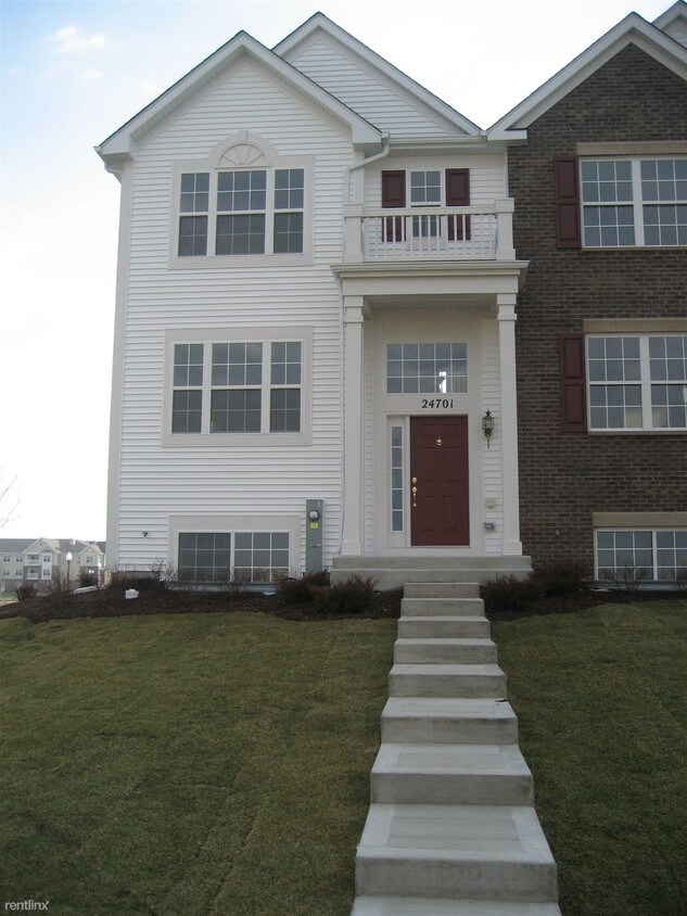 24701 Patriot Square Dr S, Plainfield, IL 60544 Townhome Rentals in