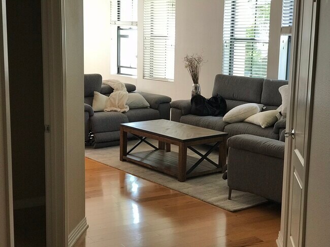 Foto del edificio - 1750 Kettner Blvd