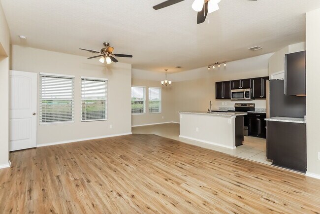 Foto del edificio - 1013 Clarkston Dr