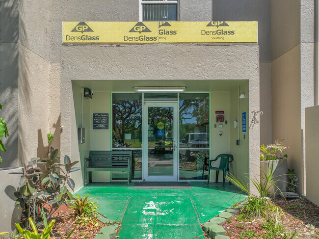 Entrance - Creekside Manor I & II Apartments