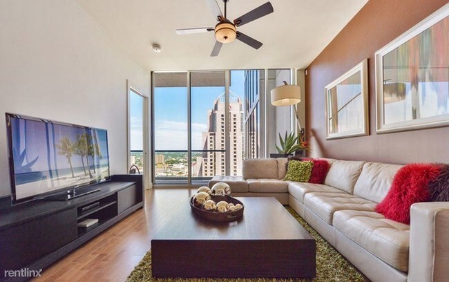 Foto del edificio - 600 E Market St