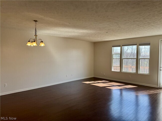 Foto del edificio - 6648 Park Pointe Ct