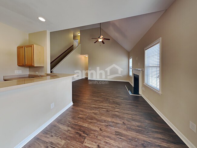 Building Photo - 6300 Slopeside Ct